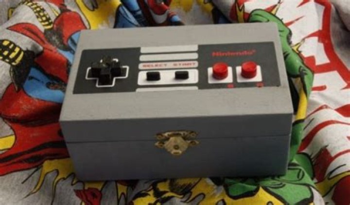 16 DIY Gaming Gifts Ideas for the Holidays 2018