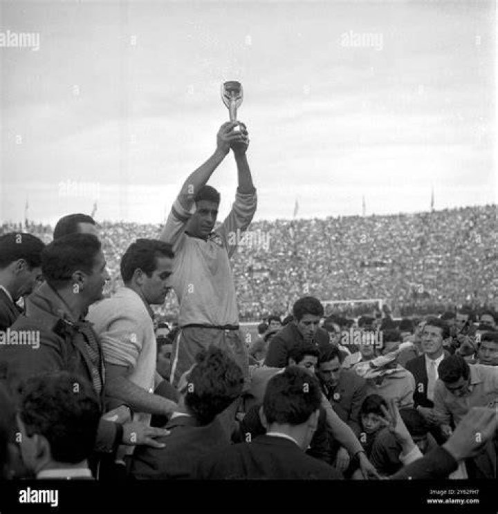 1962 l Mauro Mina gan&oacute; a Hank l Bicentenario BICENTENARIO EL COMERCIO PER&Uacute;