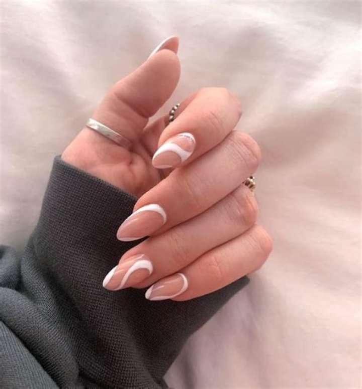20+ Fashionable Almond Nails For 2021 IdeasDonuts Natural Almond