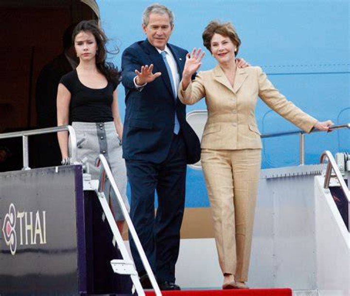 8 Ways Barbara Pierce Bush Gets Up And Out Barbara pierce bush