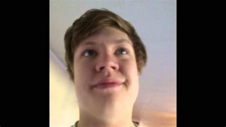 Aaron Doh- video