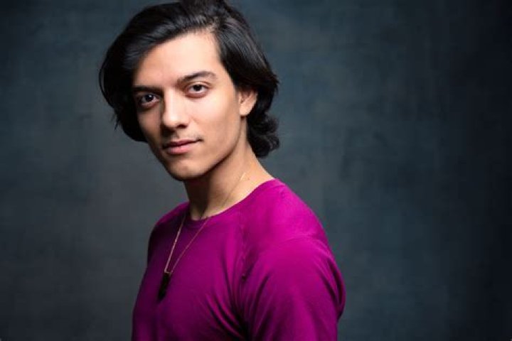 Alberto Guerra About Entertainment.ie