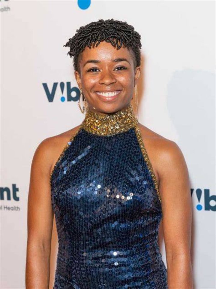 Alexis Floyd - Career, Bio, Single, Age, Net Worth, Height, Facts