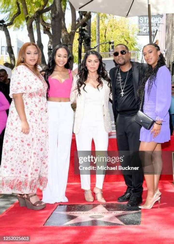 Amara Trinity Lawrence, Jasmine Page Lawrence, guest, Martin Lawrence and Iyanna Faith Lawrence