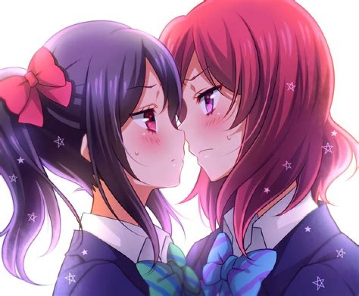 Anime Yuri Kiss Wallpapers Wallpaper Cave