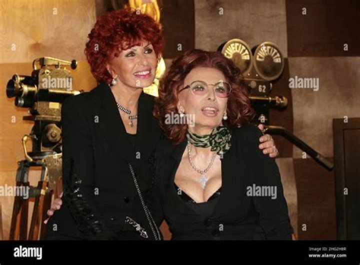 ANNA MARIA VILLANI SCICOLONE & SOPHIA LOREN SCHAUSPIELERIN (1958 Stockfotografie Alamy
