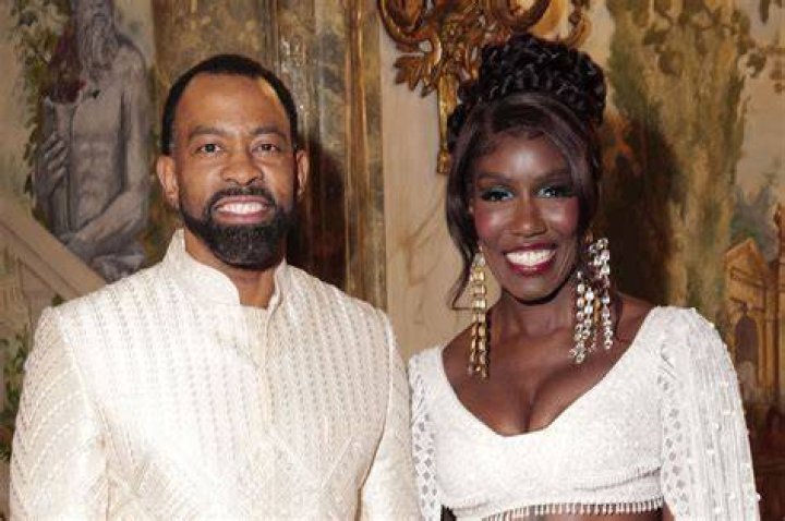 Behind The Love Story: T Boz And Dalvin Married