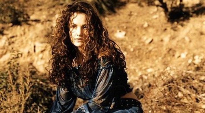 Bernadette Moley Is A Singer And Eric Stoltz's Wife Everything To Know