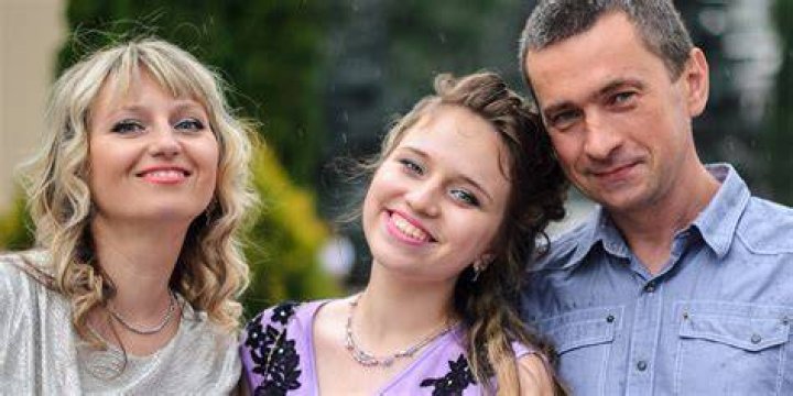 Ber&uuml;hmte Familien Diese Enkelkinder sehen genau so aus wie ihre PromiGro&szlig;eltern! Herald Weekly