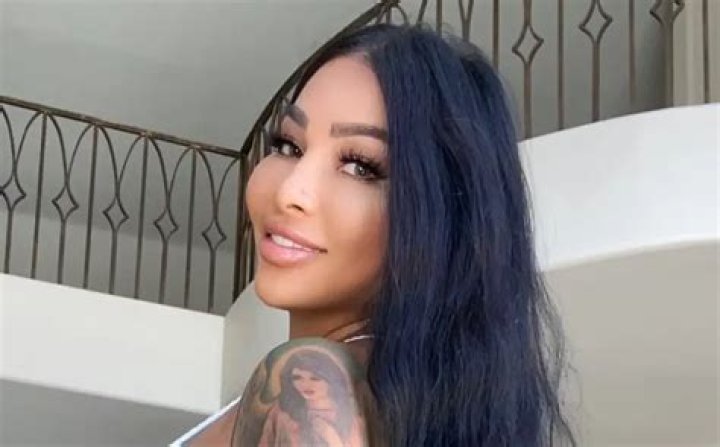 Brittanya Razavi: The Rise Of A Social Media Influencer And Entrepreneur