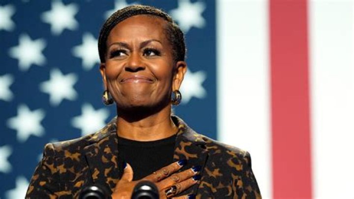 Capturing The Moment: Pictures Of Michele Obama Pregnant
