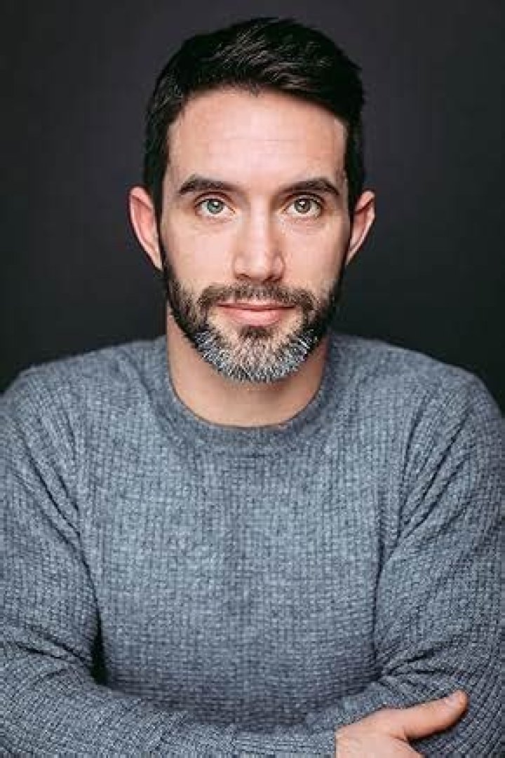 Casey Manderson producer and actor has a boyfriend?
