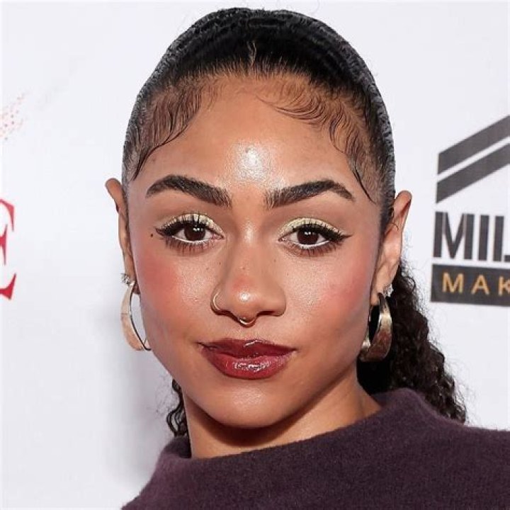 Celebrities Chelsea Harris, Birthday 30 March 1990, Columbus, USA FMovies