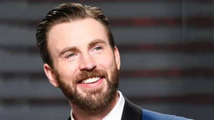 Chris Evans - Bio, Age, Net Worth, Height, Single, Nationality, Wiki, Career