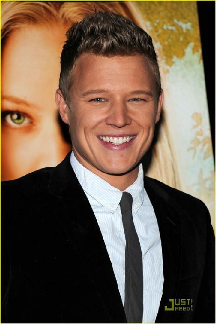 Christopher Egan Premieres 'Juliet' at Tribeca Photo 368009 Photo Gallery Just Jared Jr.