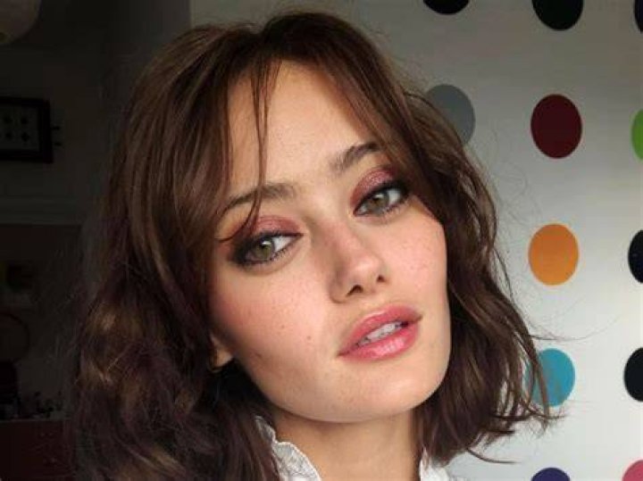 Ella Purnell Biography, Age, Height, Boyfriend, Net Worth StarsWiki
