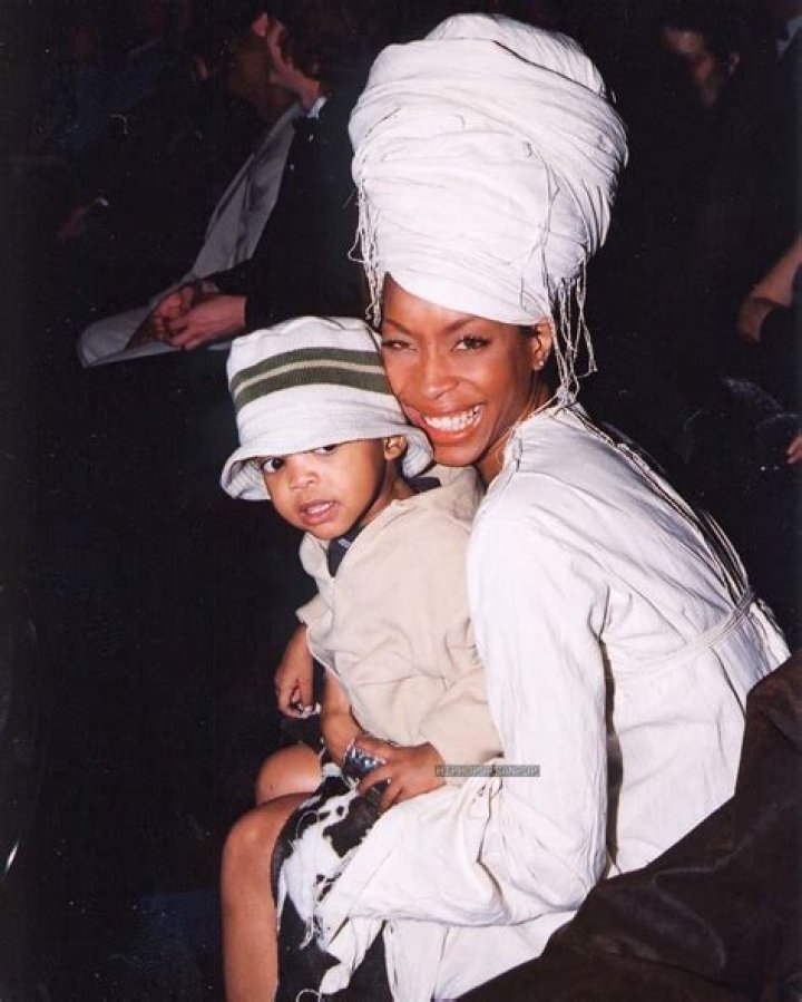 Erykah Badu Children Meet Seven Sirius Benjamin, Puma Sabti Curry