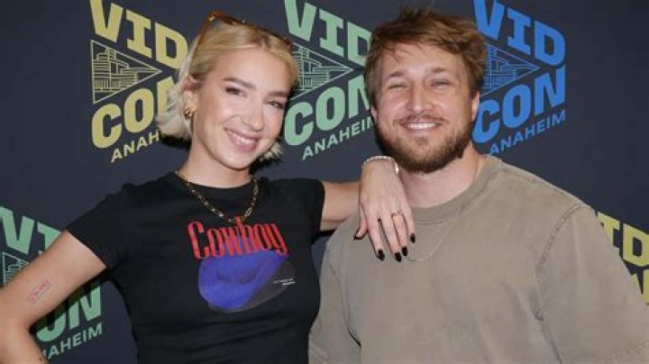 Exploring Shayne Topp's Ex-Girlfriends: A Glimpse Into His Romantic Past