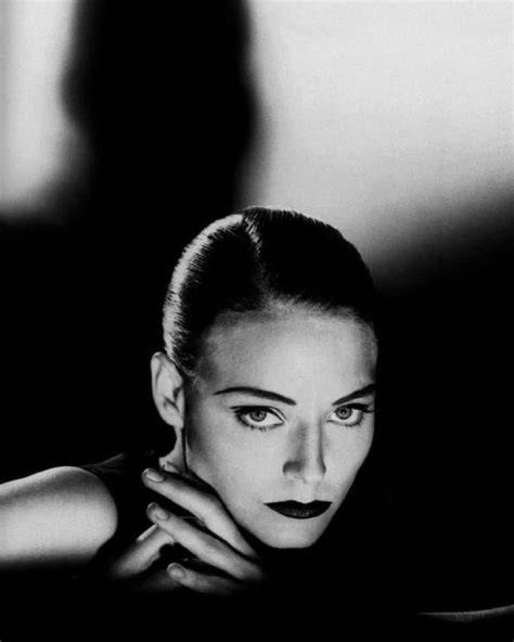 Film Noir Photos Modern Femmes Fatale Part 59