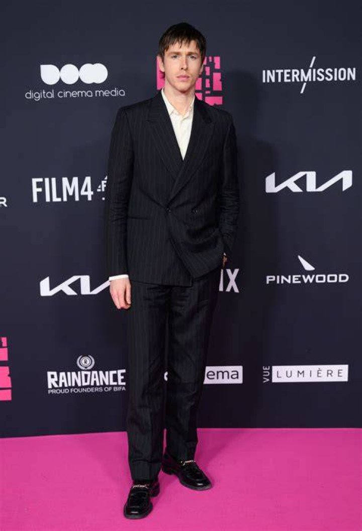 Harris Dickinson top movies, TV shows and awards Celebrity FAQs