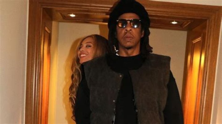 Jay Z returns to Instagram after two years away