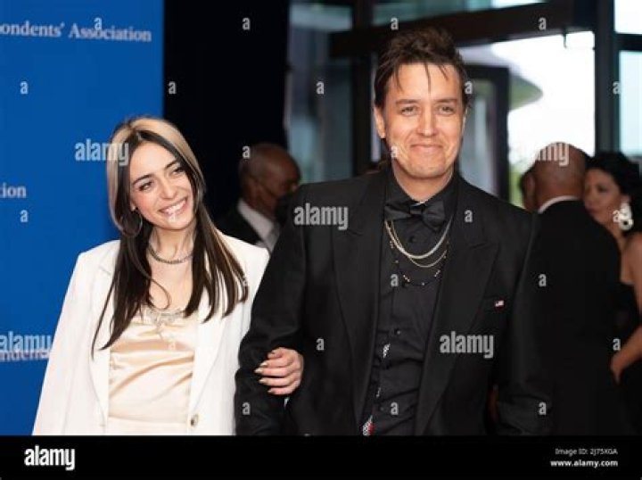 Kaya Nichols (Girlfriend of Julian Casablancas) Wiki, Biography, Age, Boyfriend, Family, Facts