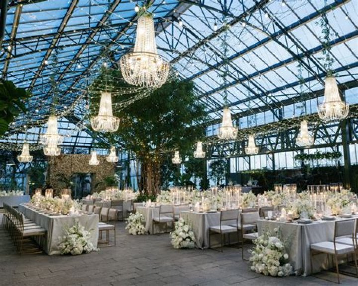 Keith Barmore excellent venue for Weddings Facebook