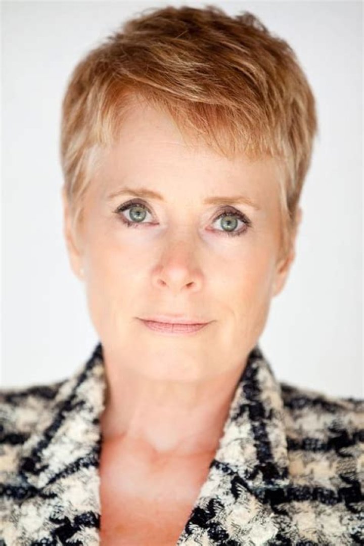 Linda E. Smith IMDb