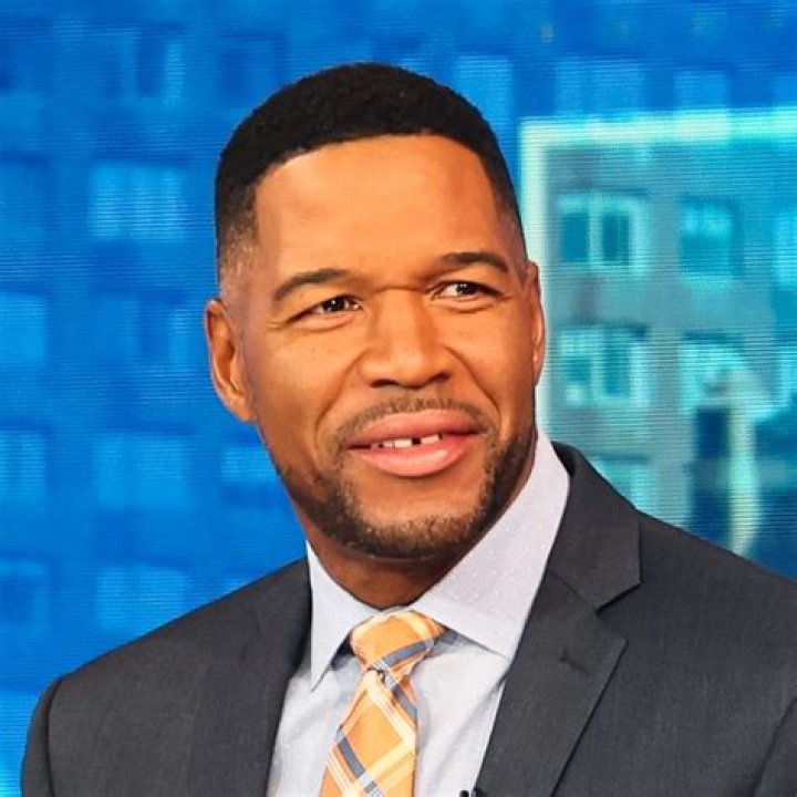 Media Personality Michael Strahan! His Family, Personal Life, Divorce; Is He Dating? Who is his