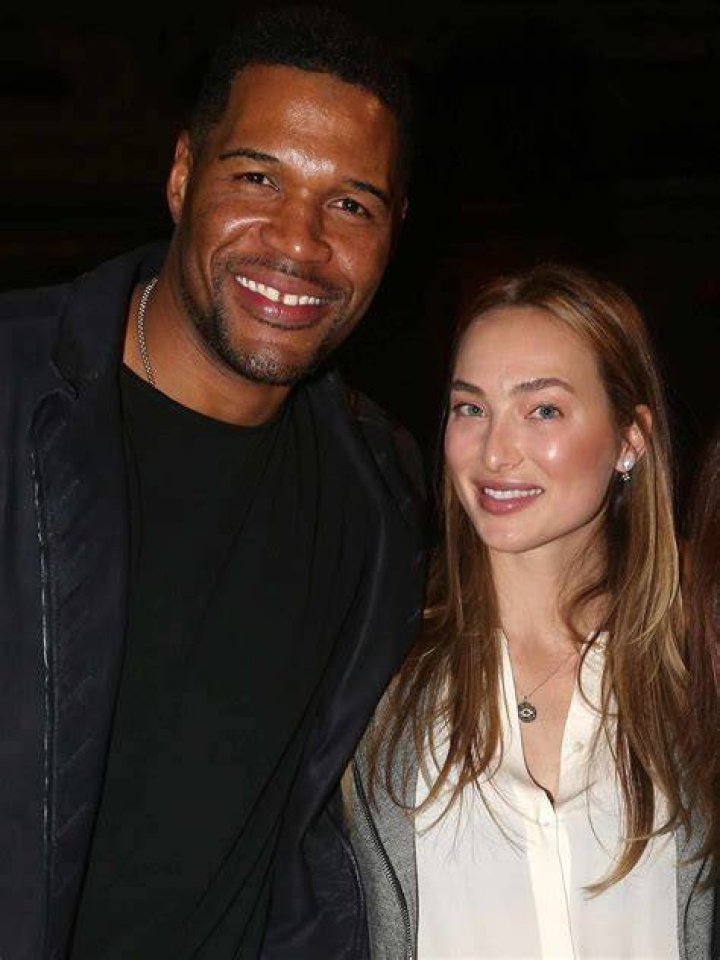 Michael Strahan is Dating Girlfriend Kayla Quick; Getting Married or Engaged?