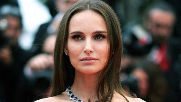 Natalie Portman Flov over k&aelig;resten? TV 2