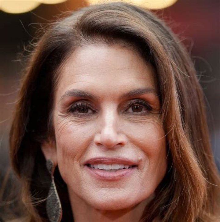 Pictures of Cindy Lucas