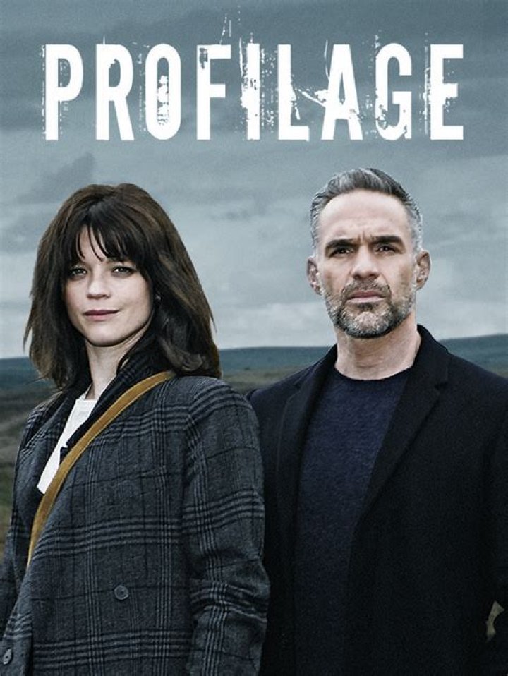 Profilage "Je voulais confronter Rocher &agrave; son pass&eacute;", explique Juliette Roudet au sujet de l