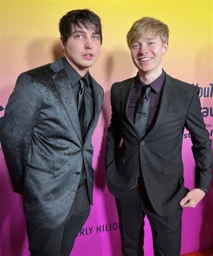 Sam and Colby on Twitter Sam and colby, Colby brock, Colby