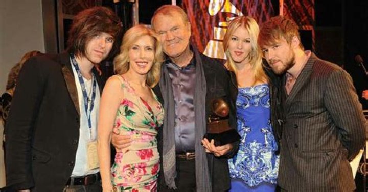 Sarah Barg (Glen Campbell's exwife) Age, Bio, Wiki, Height, Weight, Husband, Net Worth, Facts