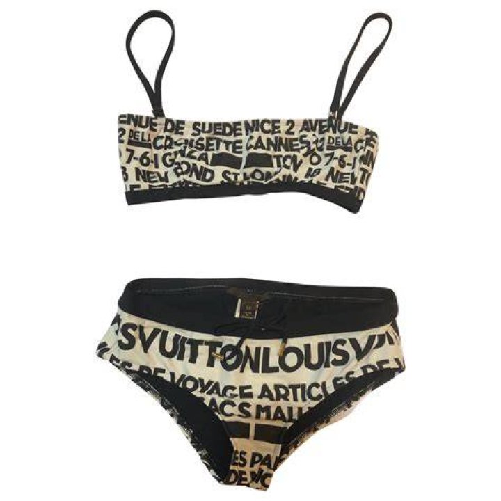SEXY RARE November 1988 Swimsuit International Deprise Brescia Terri Lynn Doss 1990s