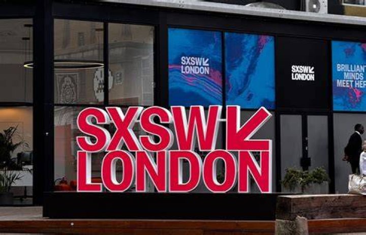 SXSW Edie Brickell & New Bohemians Play CareerSpanning Set Billboard