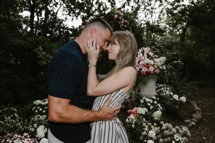 Taylor Swift and Travis Kelce NFL Celebration Goes Viral Newsweek