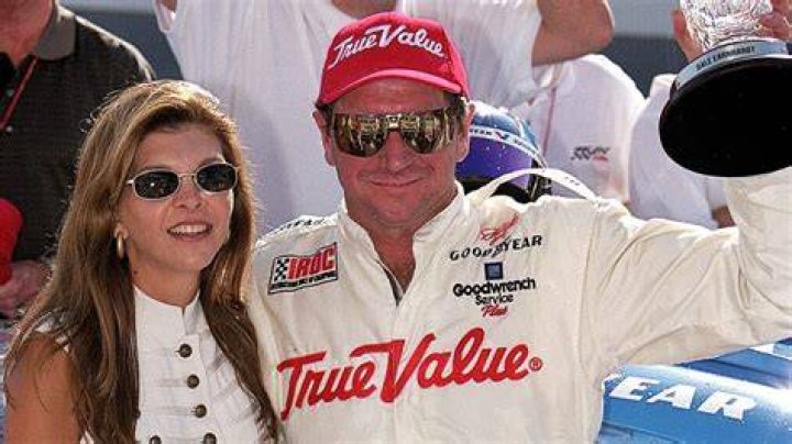 Teresa Earnhardt