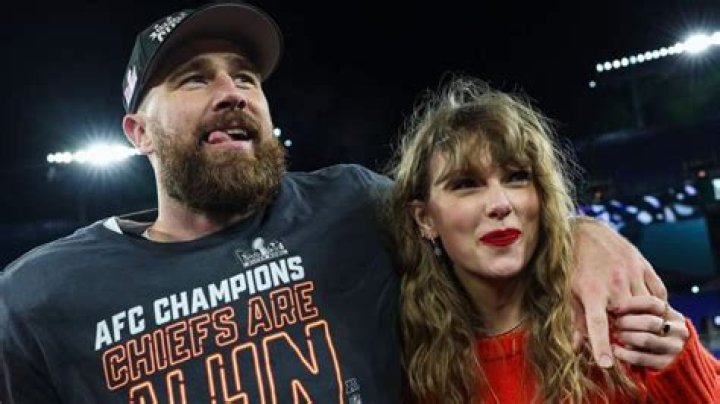 Travis kelce and taylor swift smoking
