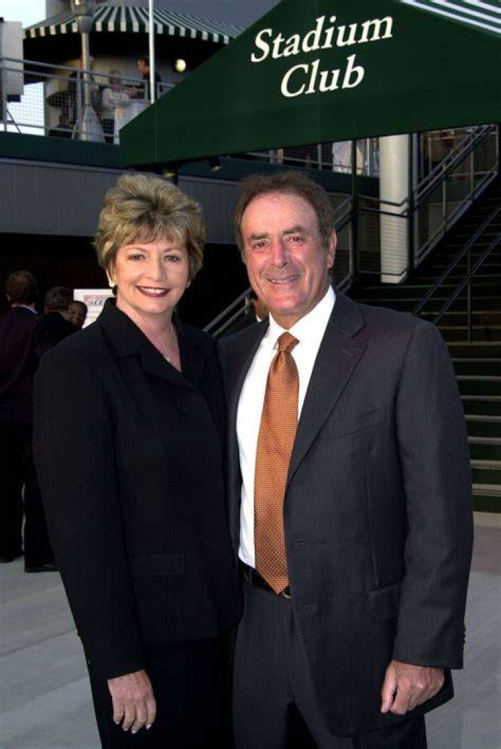Who Is Al Michaels' Wife, Linda Anne Stamaton? They've Known Each Other Since They Were Teens
