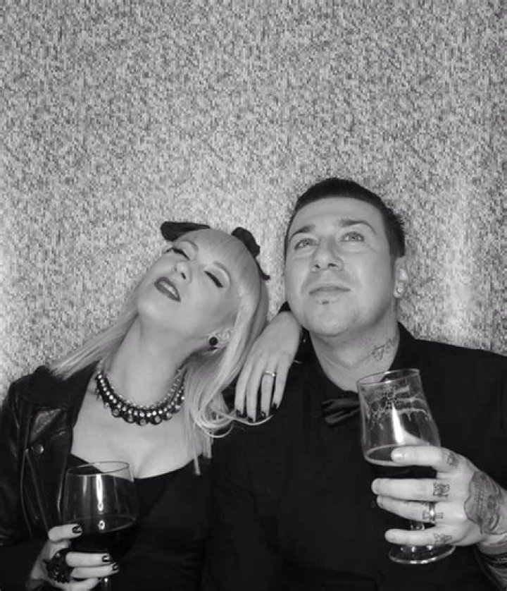 Who is Zacky Vengeance dating? Zacky Vengeance girlfriend, wife, synyster gates and zacky